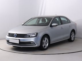 Volkswagen Jetta - 2015