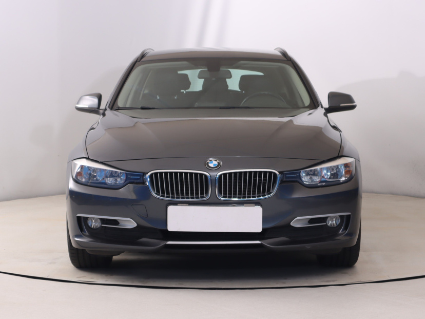 BMW 3, 2015