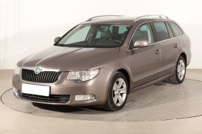 Škoda Superb - 2010