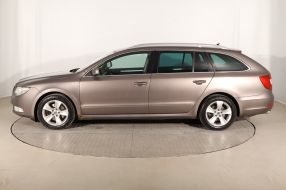 Škoda Superb - 2010