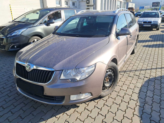 Škoda Superb 2010