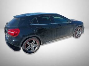 Mercedes-Benz GLA - 2014