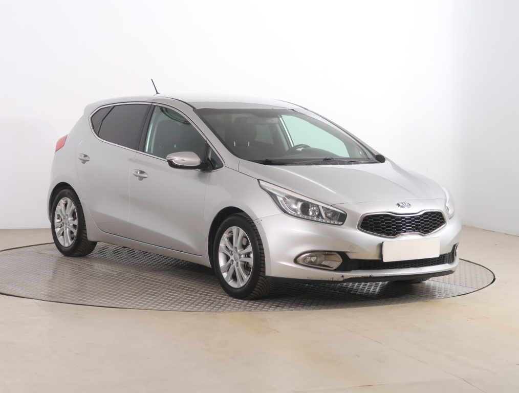 Kia Ceed, 2012