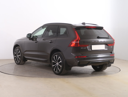 Volvo XC60 B4