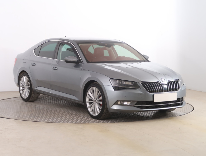 Škoda Superb, 2016