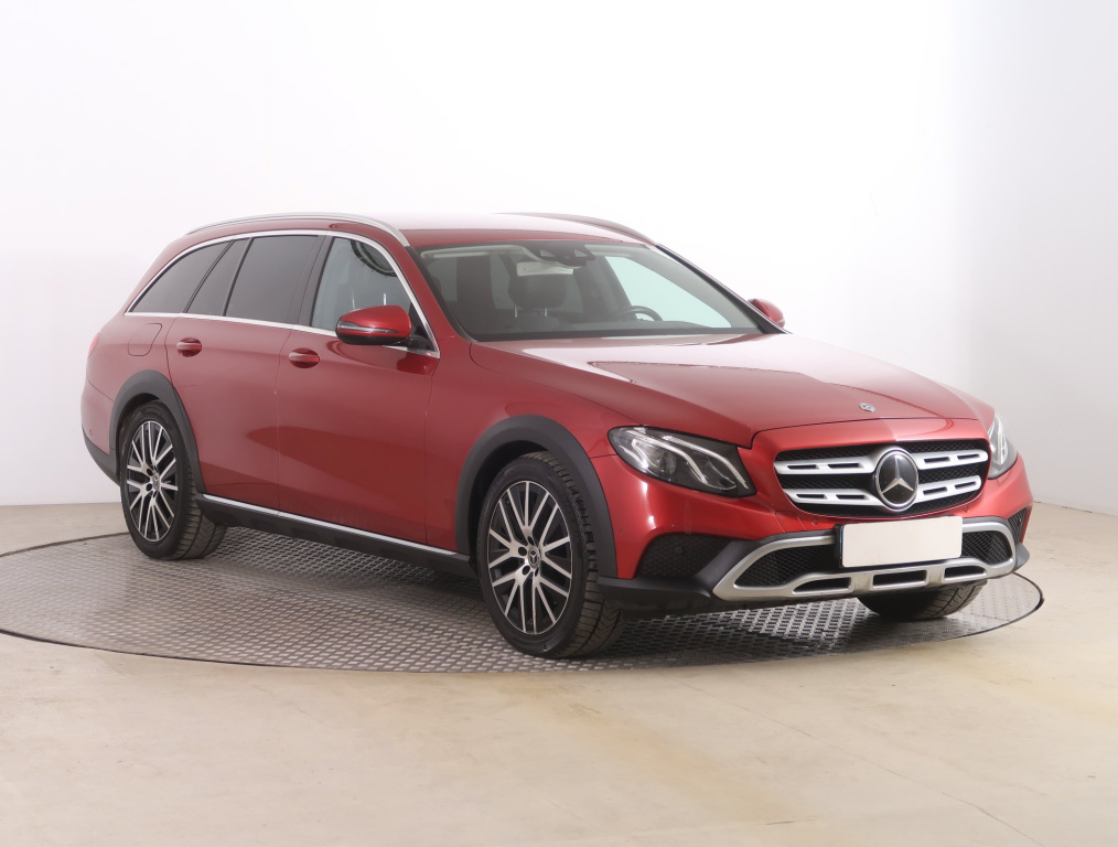 Mercedes-Benz E