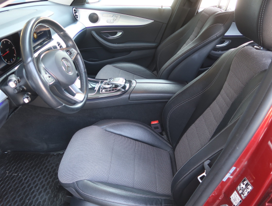 Mercedes-Benz E 220 d 4MATIC