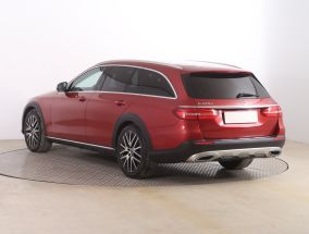 Mercedes-Benz E - 2017