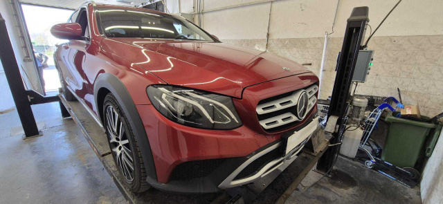 Mercedes-Benz E 2017