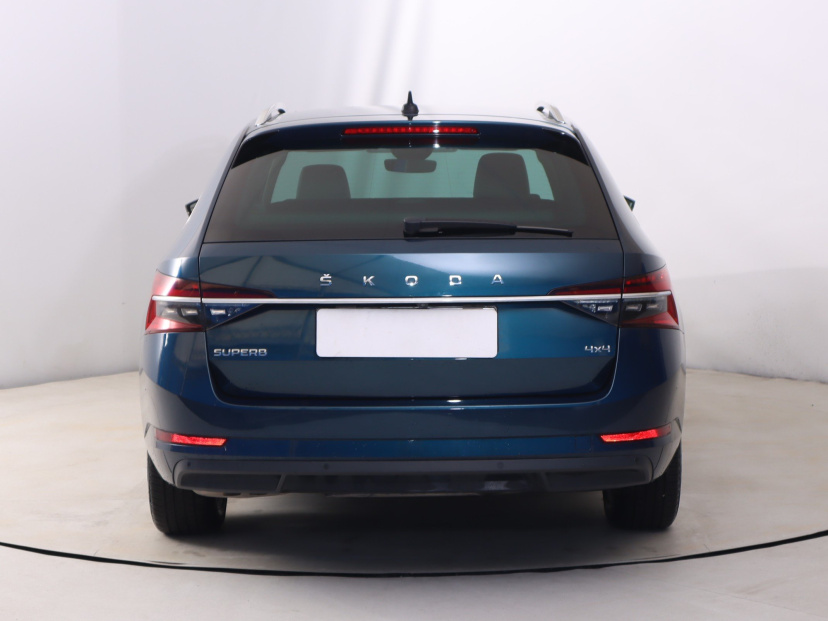 Škoda Superb, 2021