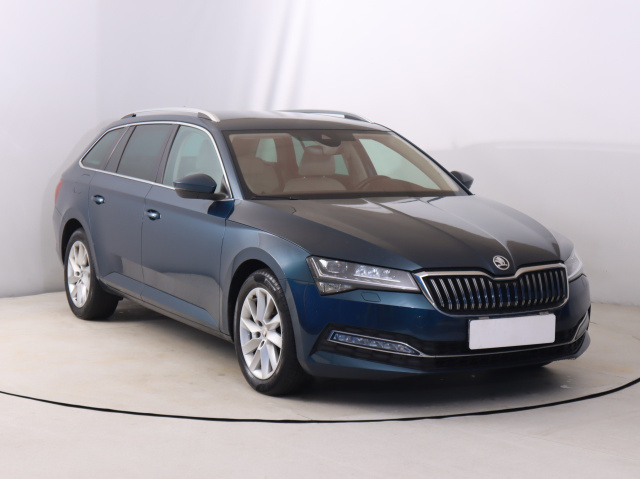 Škoda Superb 2021