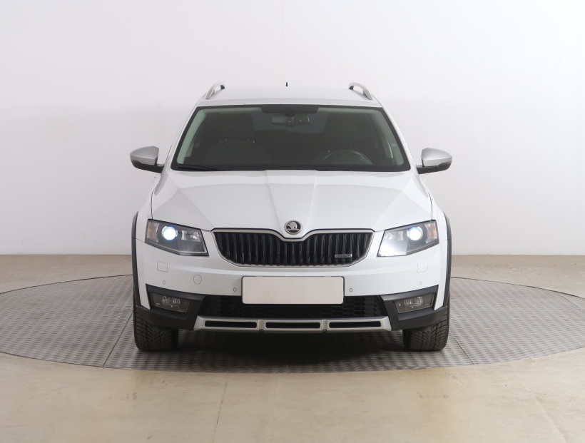 Škoda Octavia Scout, 2015