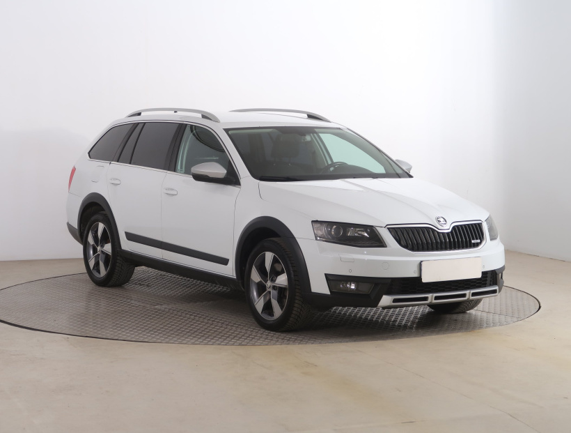 Škoda Octavia Scout, 2015