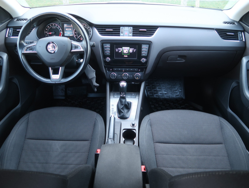 Škoda Octavia Scout, 2015