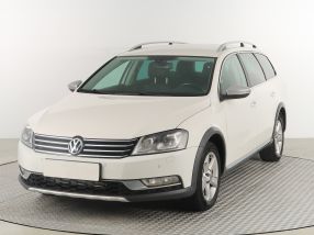Volkswagen Passat - 2015