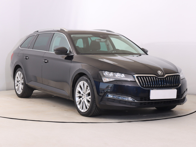 Škoda Superb 2022