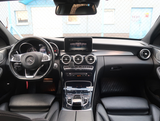 Mercedes-Benz C 400 4MATIC