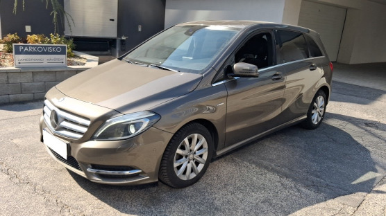 Mercedes-Benz B