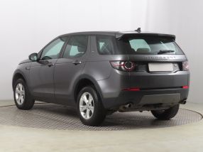 Land Rover Discovery Sport - 2016