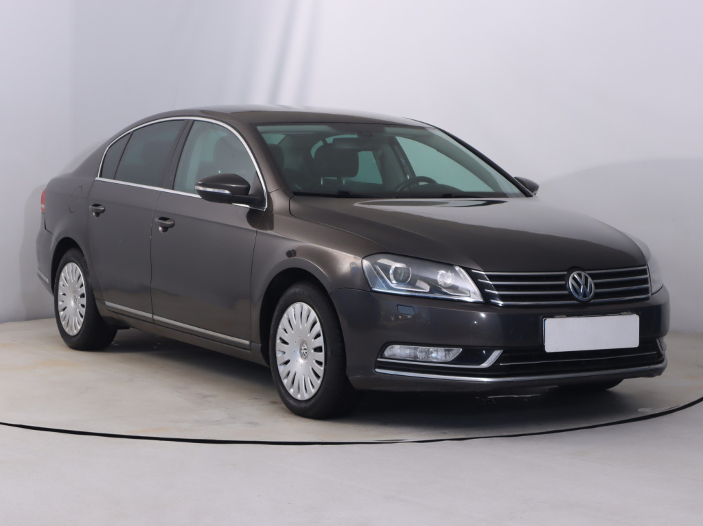 Volkswagen Passat, 2014