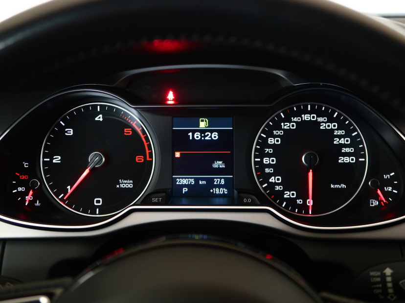 Audi A4, 2014