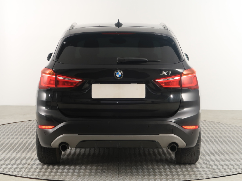 BMW X1, 2015