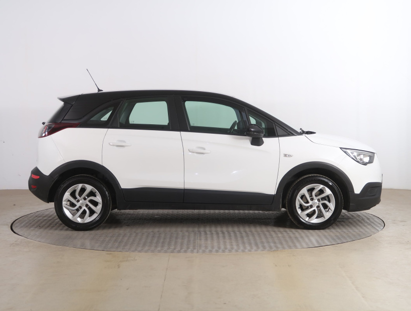 Opel Crossland, 2019