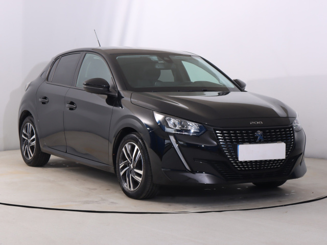 Peugeot 208 2021