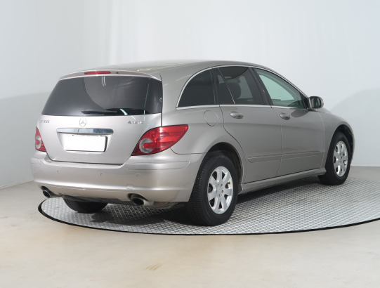 Mercedes-Benz R 350 4MATIC