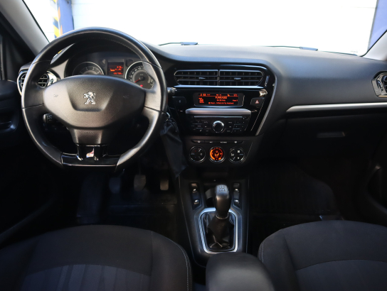 Peugeot 301