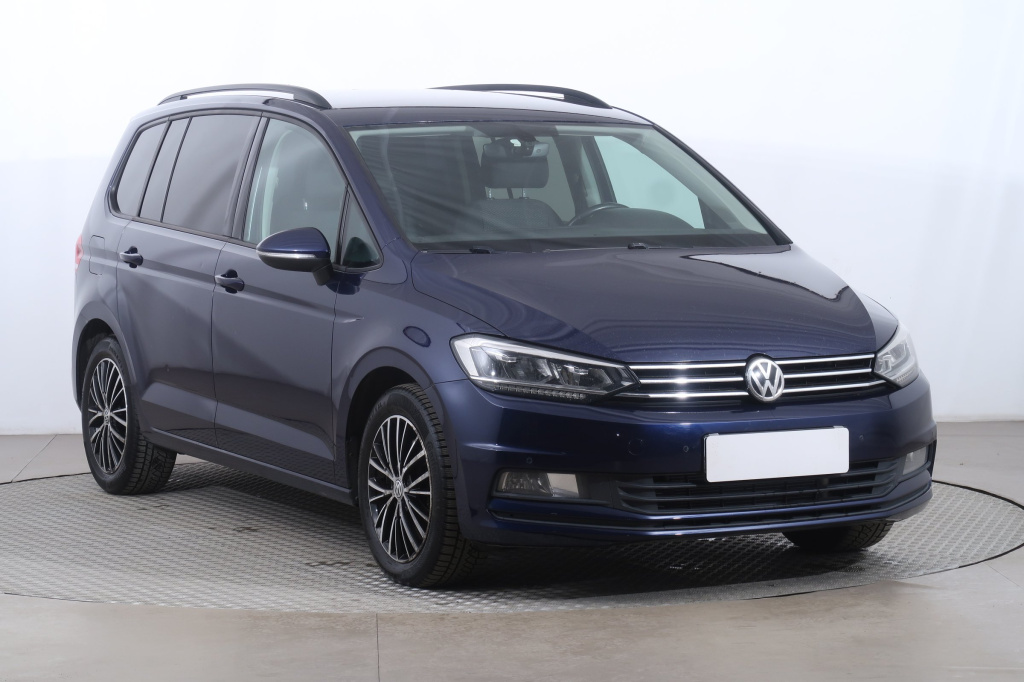 Volkswagen Touran, 2016
