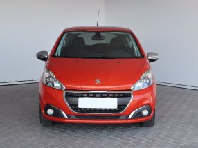 Peugeot 208 - 2015