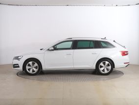 Škoda Superb - 2022