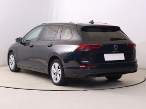 Volkswagen Golf - 2021