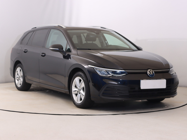 Volkswagen Golf 2021