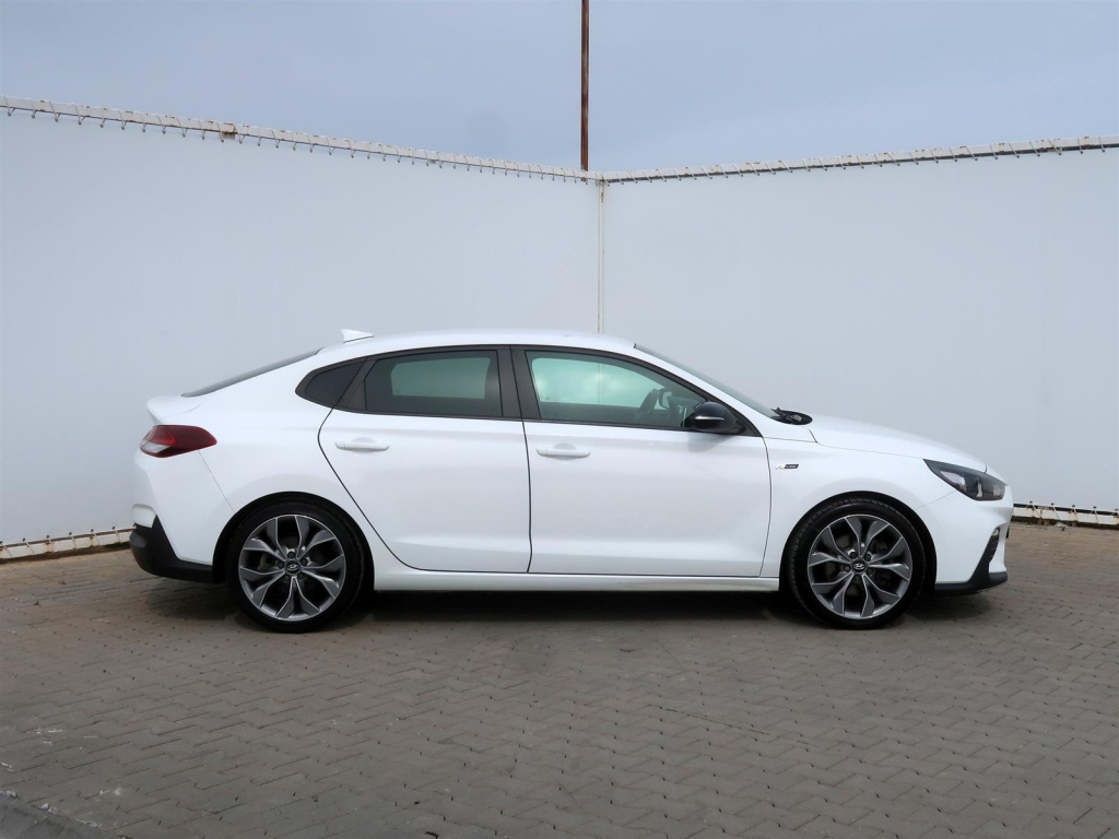 Hyundai i30 Fastback