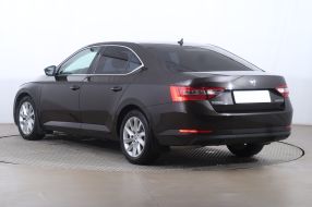 Škoda Superb - 2016
