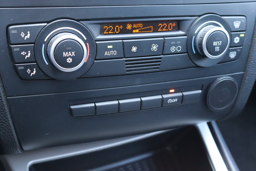 BMW 1, 2009