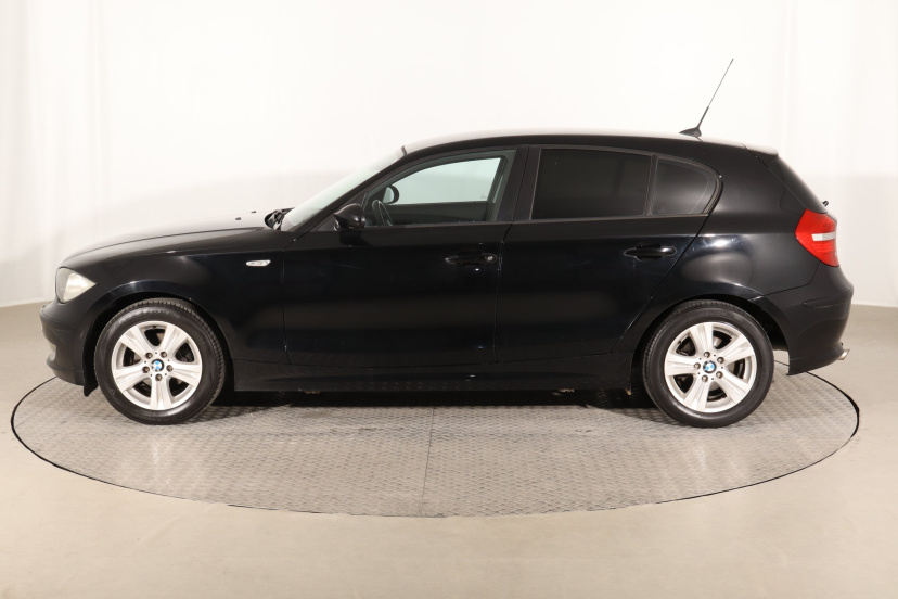 BMW 1, 2009