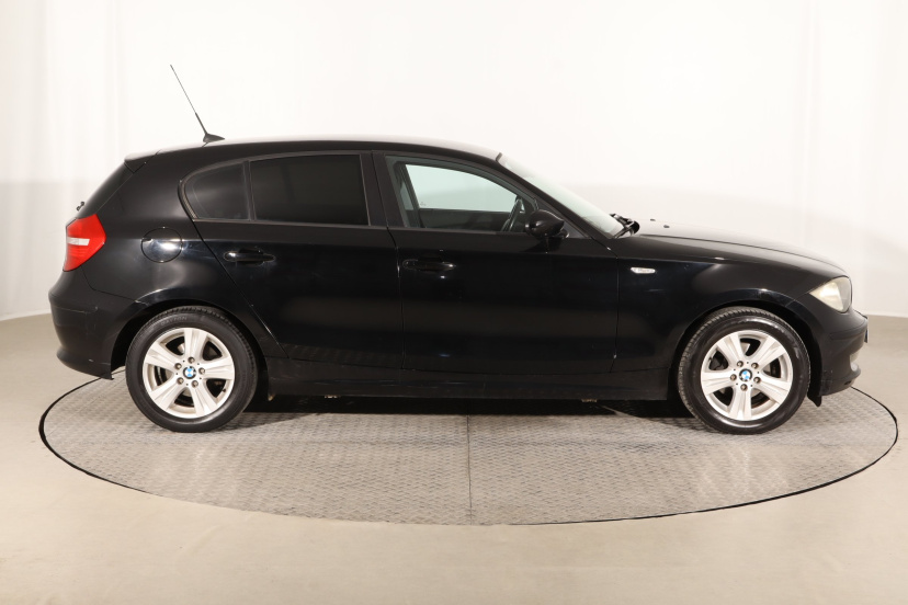 BMW 1, 2009