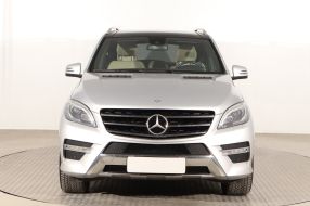 Mercedes-Benz ML - 2012