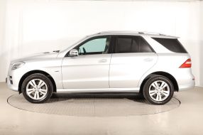 Mercedes-Benz ML - 2012