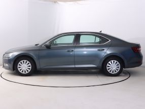 Škoda Superb - 2017