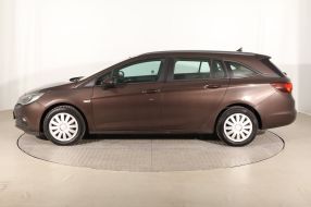 Opel Astra - 2016