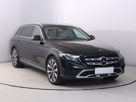 Mercedes-Benz E 220 d 4MATIC