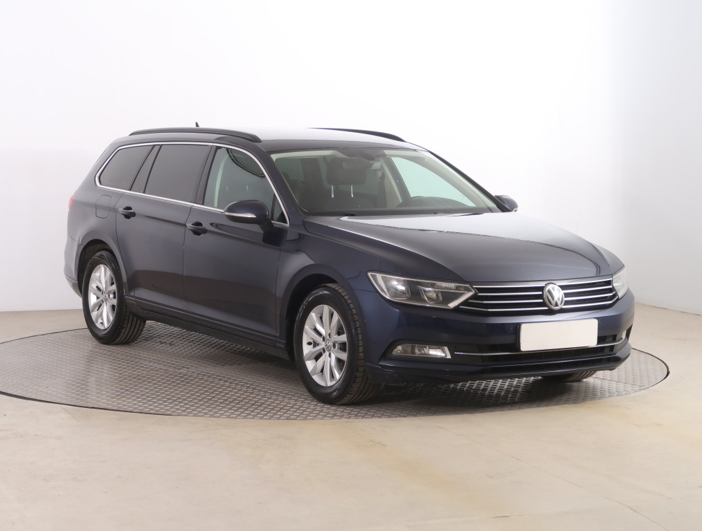 Volkswagen Passat, 2015