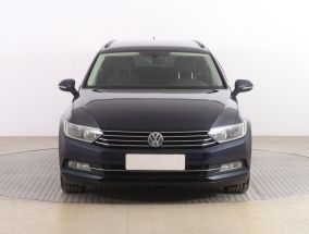 Volkswagen Passat - 2015