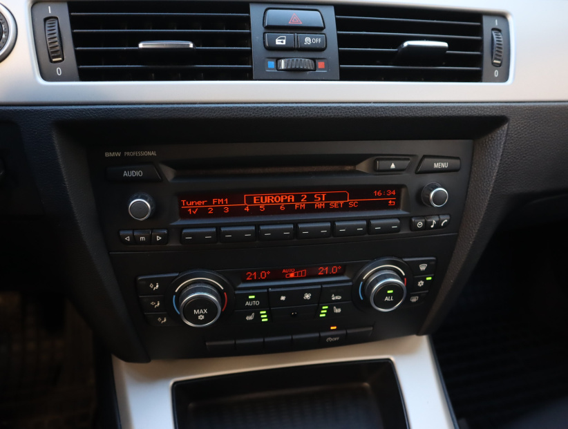 BMW 3, 2012