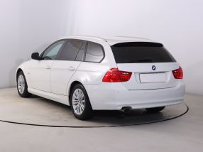 BMW 3 - 2012