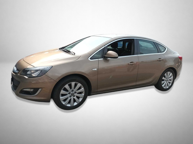 Opel Astra 2014
